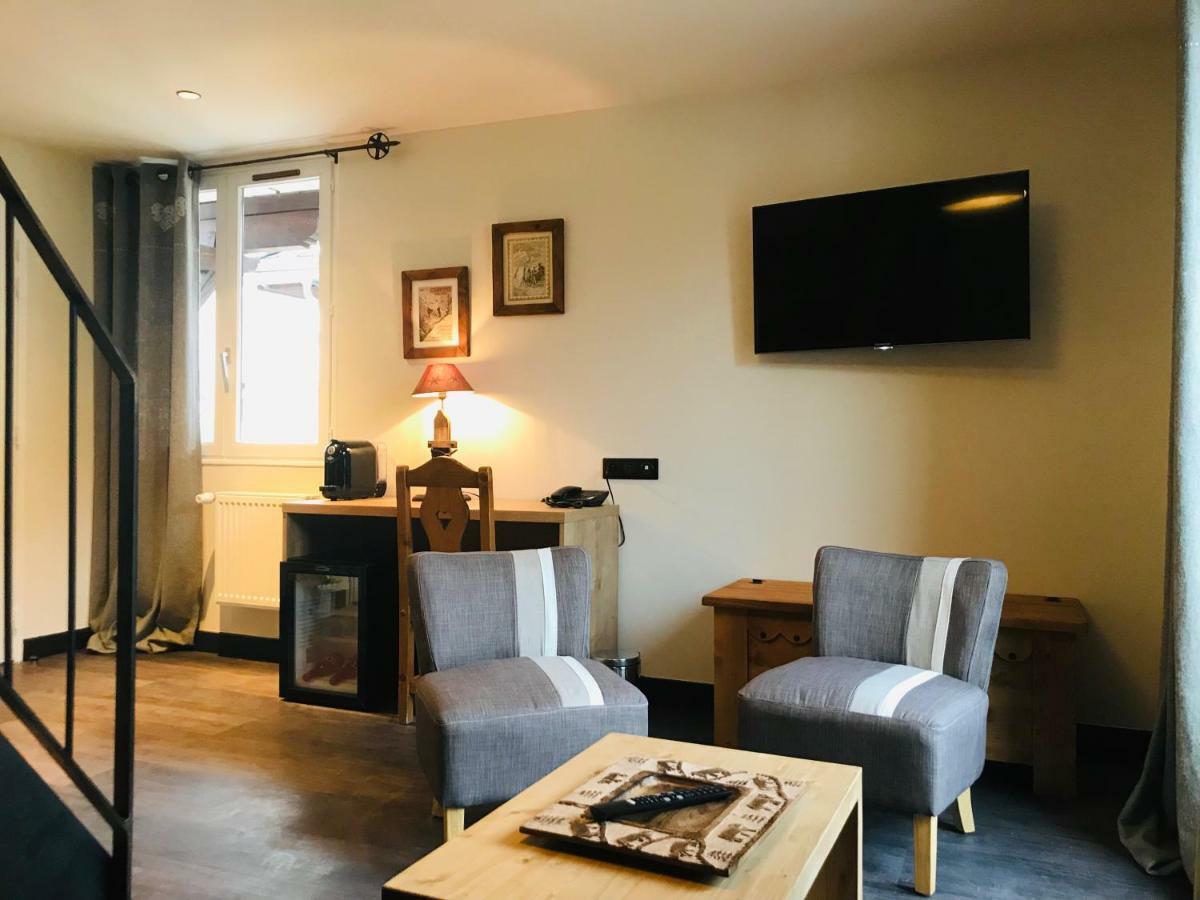 Logis Hotel Les Ancolies Areches Ngoại thất bức ảnh